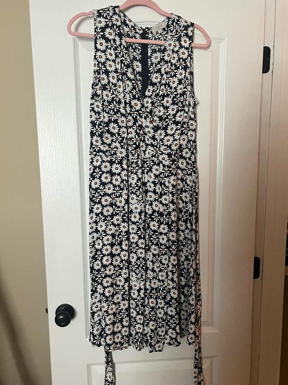 LOFT Black and White Daisy Print Sleeveless Midi Dress